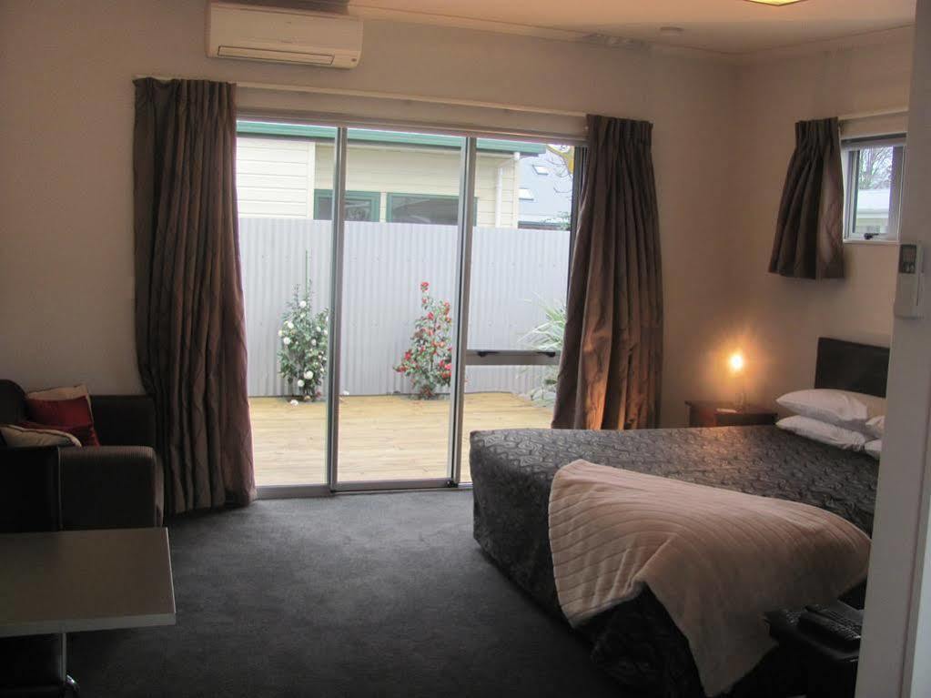 Two Tree Lodge Blenheim Extérieur photo